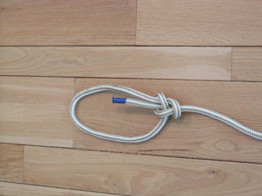 No description provided for: /2005/01-03/0221-knots/photo01.html