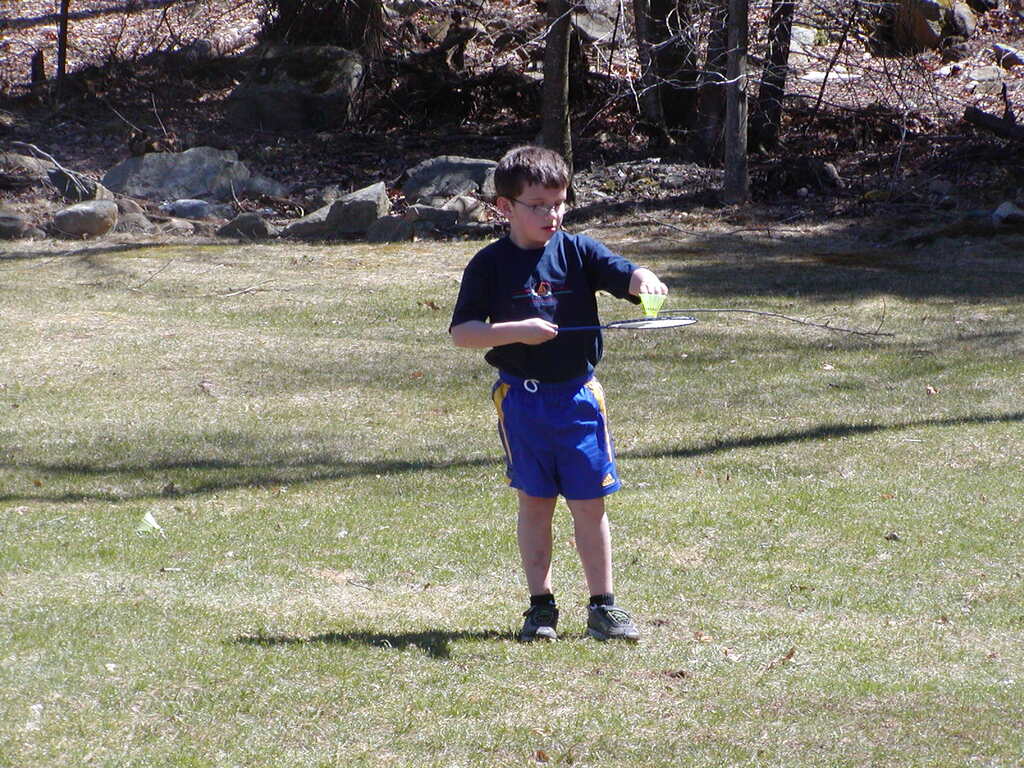 No description provided for: /2005/04-06/0410-cindy+kids/_1/photo12.html