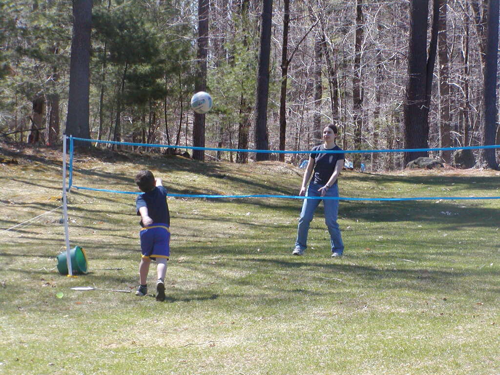 No description provided for: /2005/04-06/0410-cindy+kids/_2/photo27.html