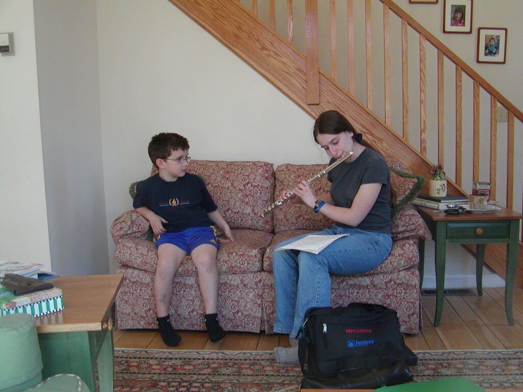 No description provided for: /2005/04-06/0410-cindy+kids/_2/photo36.html