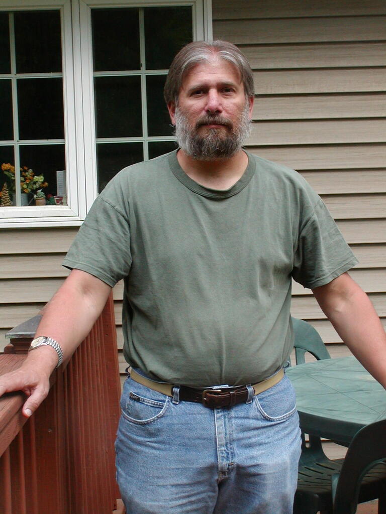 No description provided for: /2005/04-06/0516-mugshots/photo02.html