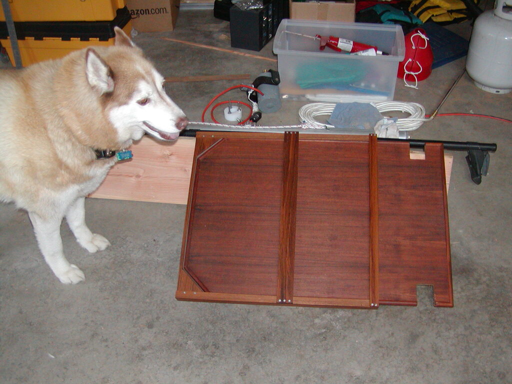 No description provided for: /2005/04-06/0620-cp23-table-storage/photo01.html