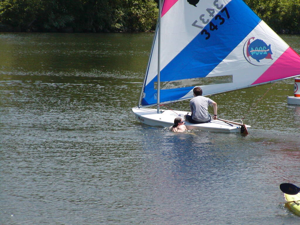 No description provided for: /2005/04-06/0621-waramaug/_1/photo13.html