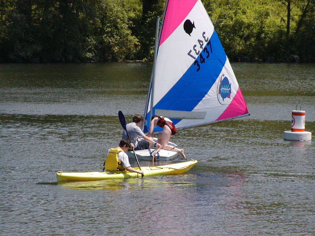 No description provided for: /2005/04-06/0621-waramaug/_1/photo15.html