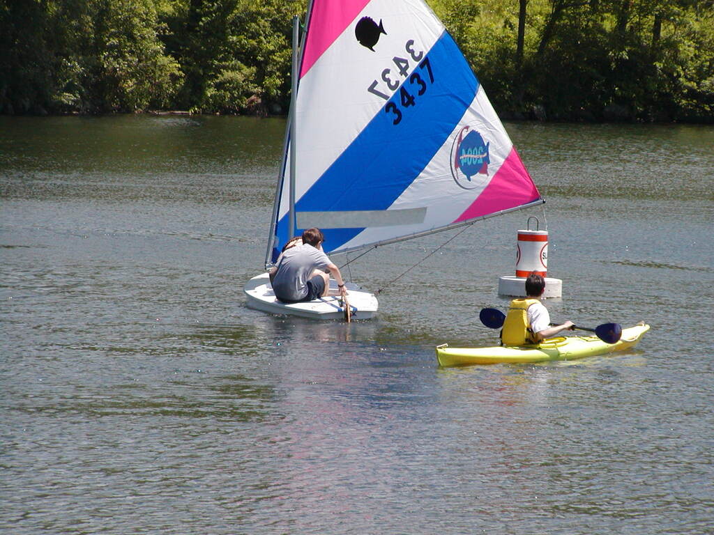 No description provided for: /2005/04-06/0621-waramaug/_1/photo16.html