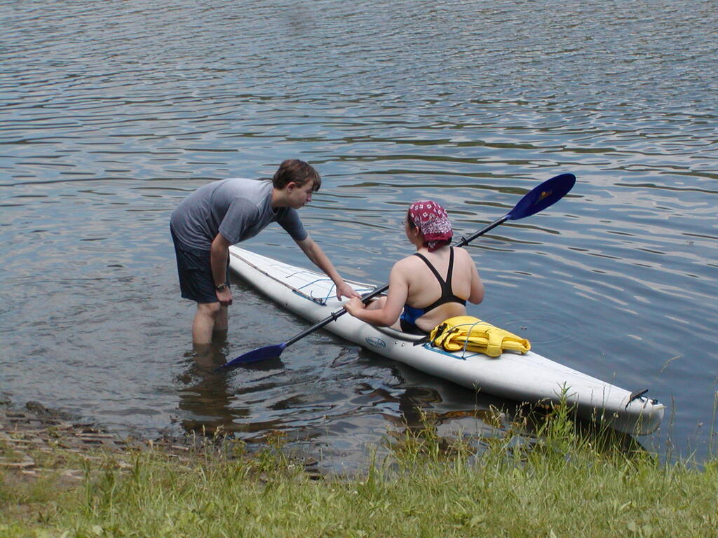 No description provided for: /2005/04-06/0621-waramaug/_2/photo41.html