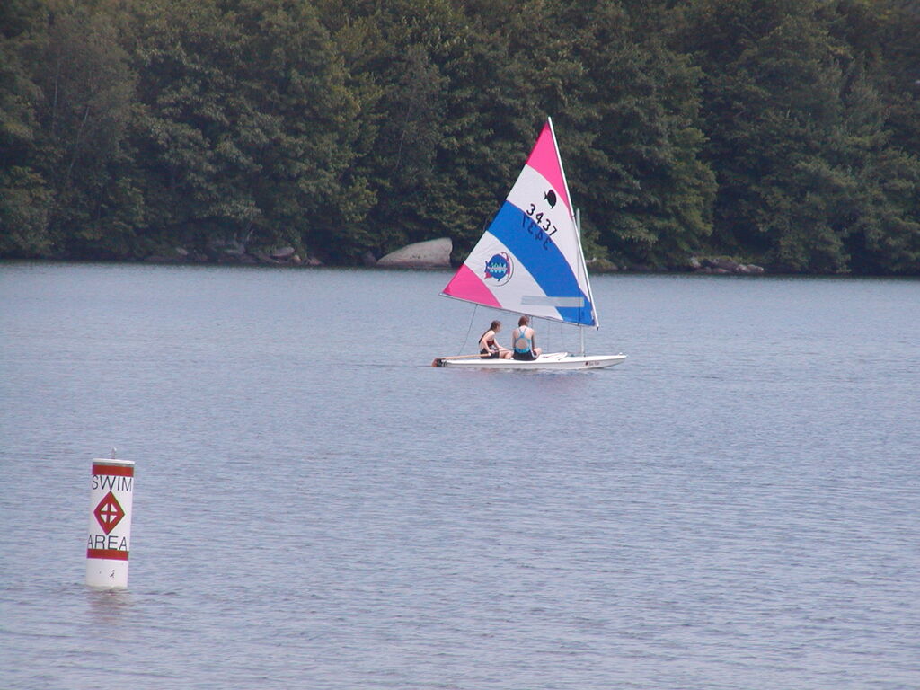 No description provided for: /2005/04-06/0621-waramaug/_2/photo42.html