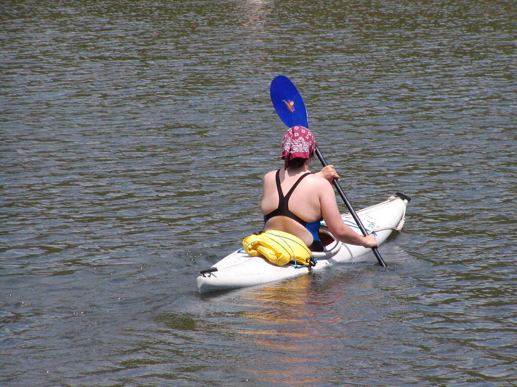 No description provided for: /2005/04-06/0621-waramaug/_2/photo43.html