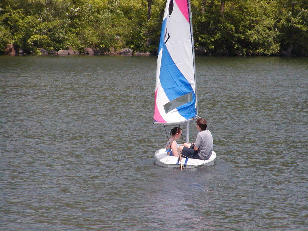 No description provided for: /2005/04-06/0621-waramaug/_3/photo56.html