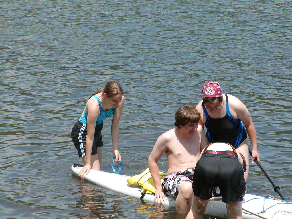 No description provided for: /2005/04-06/0621-waramaug/_3/photo59.html