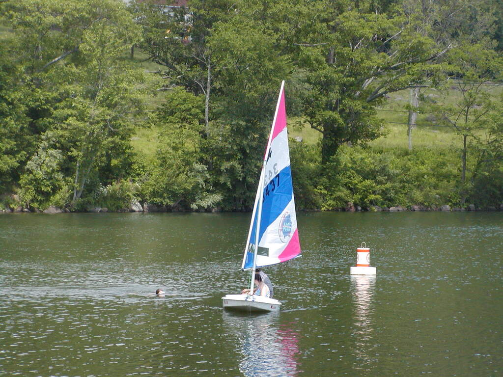 No description provided for: /2005/04-06/0621-waramaug/_3/photo64.html