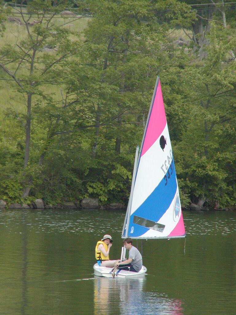 No description provided for: /2005/04-06/0621-waramaug/_4/photo73.html