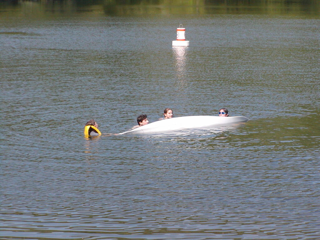 No description provided for: /2005/04-06/0621-waramaug/_4/photo87.html