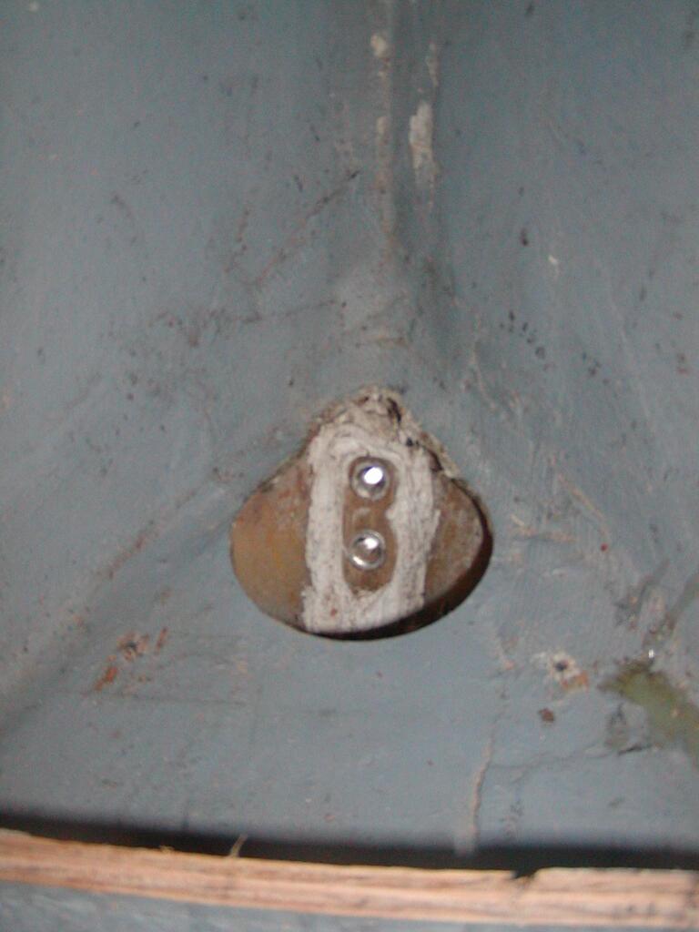 No description provided for: /2005/07-09/0717-chain-locker/photo02.html