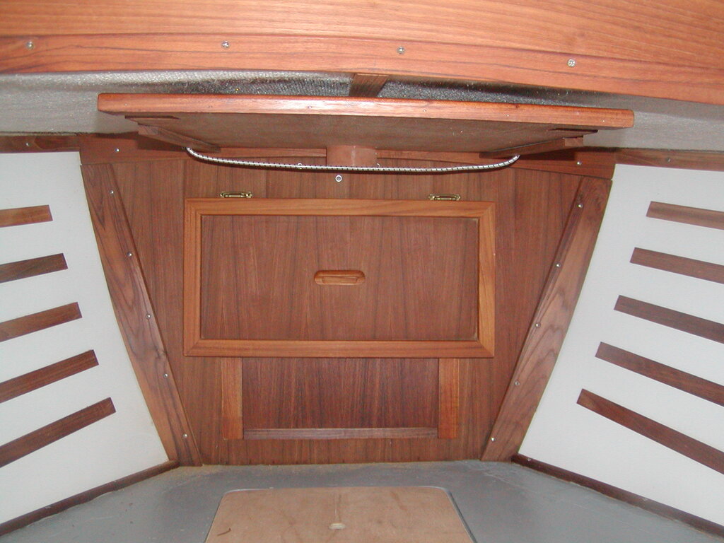 No description provided for: /2005/07-09/0717-chain-locker/photo08.html