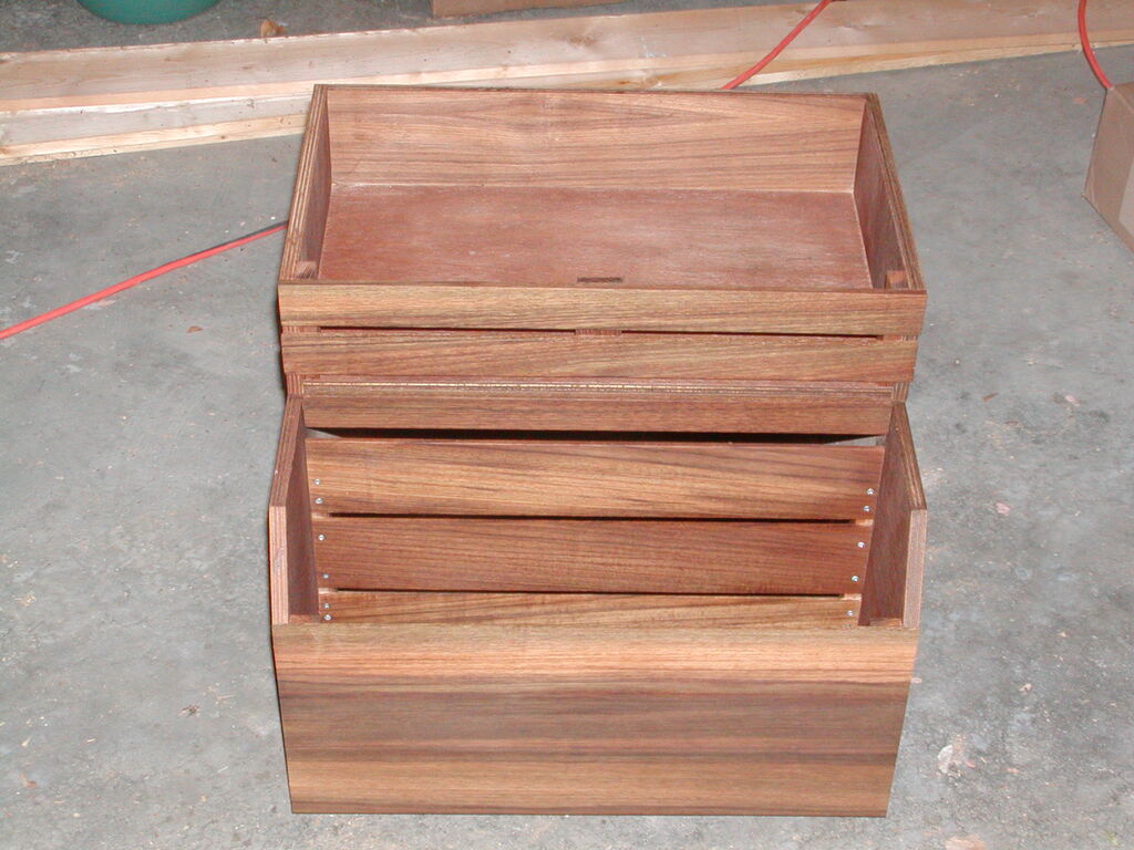 No description provided for: /2005/07-09/0801-stair-storage/photo01.html