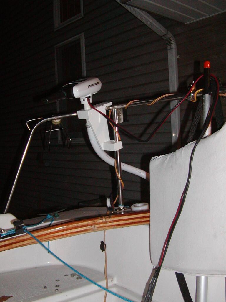 No description provided for: /2005/10-12/1115-trolling/photo02.html