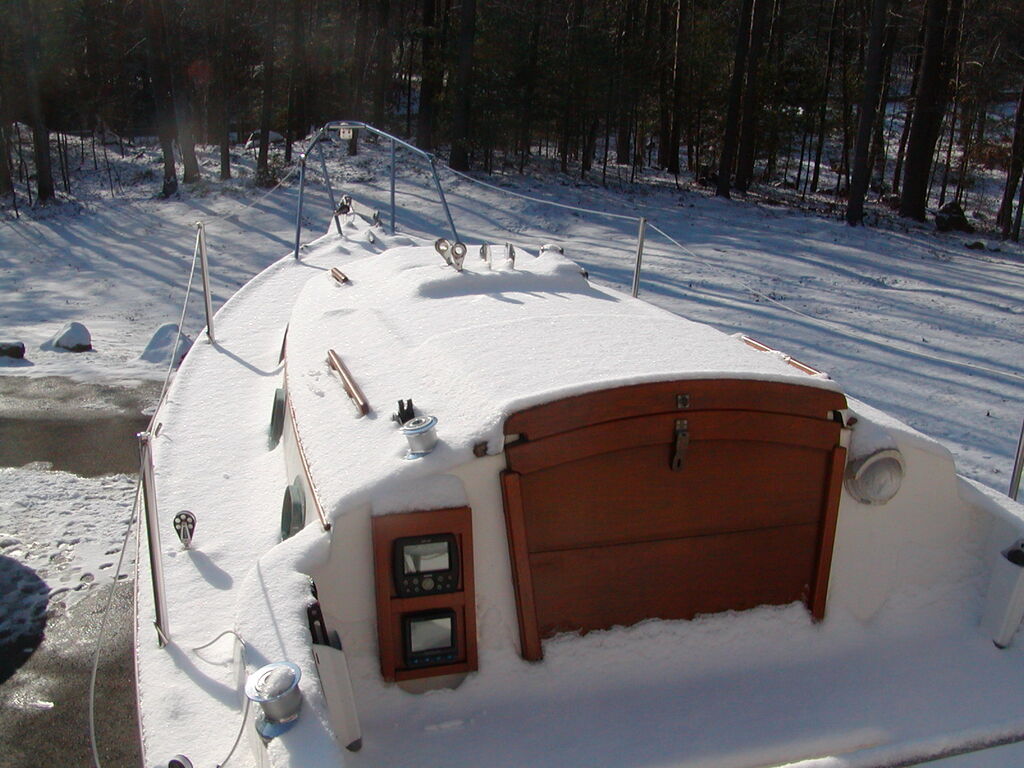 No description provided for: /2005/10-12/1206-boat-snow/photo01.html