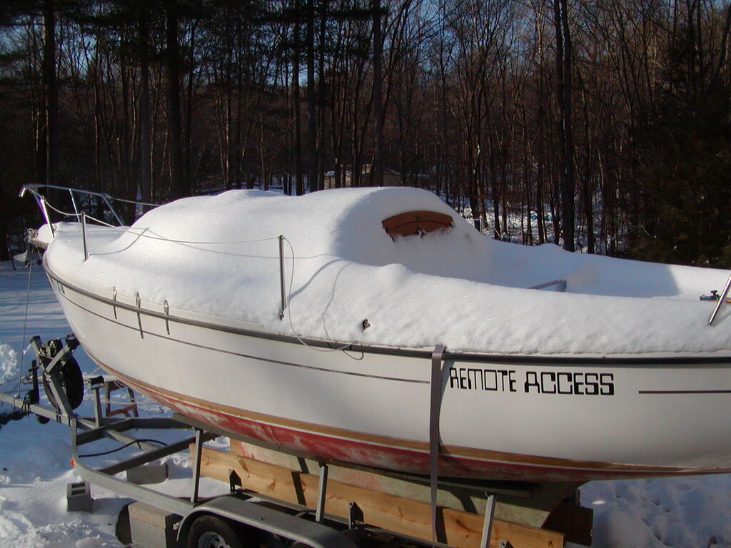 No description provided for: /2005/10-12/1215-boat-snow/photo03.html