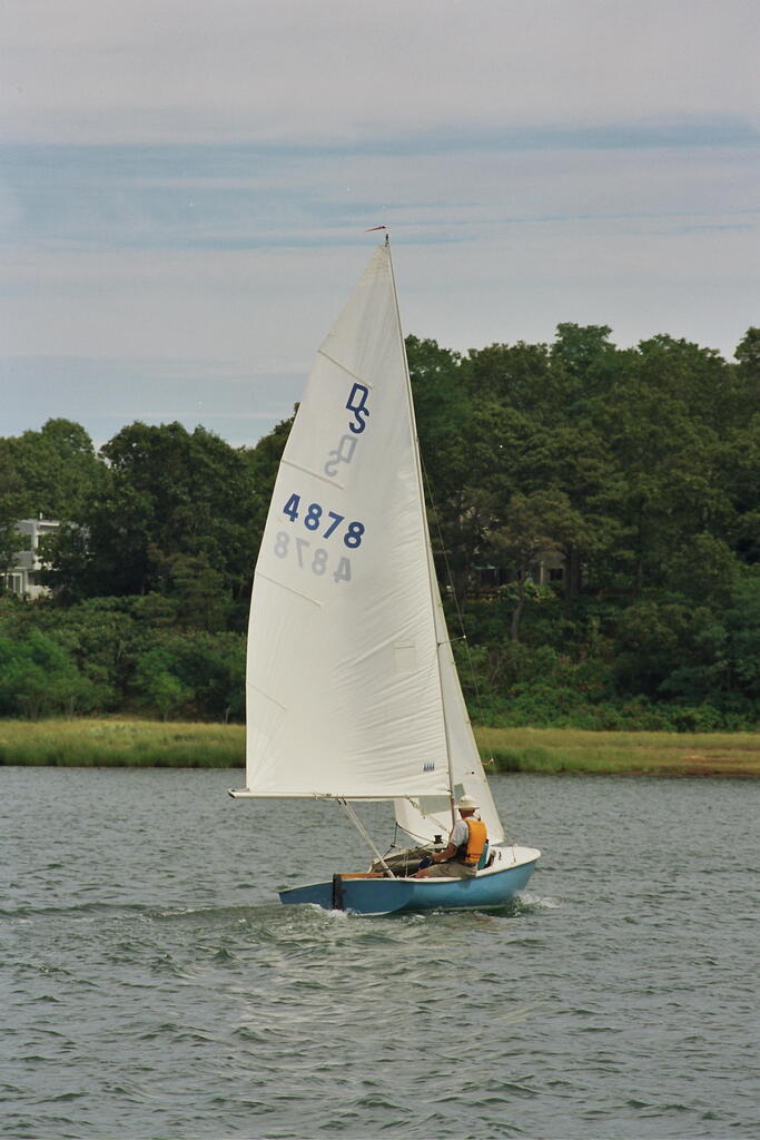 No description provided for: /2006/07-09/0819-02-pre-race-1/photo01.html