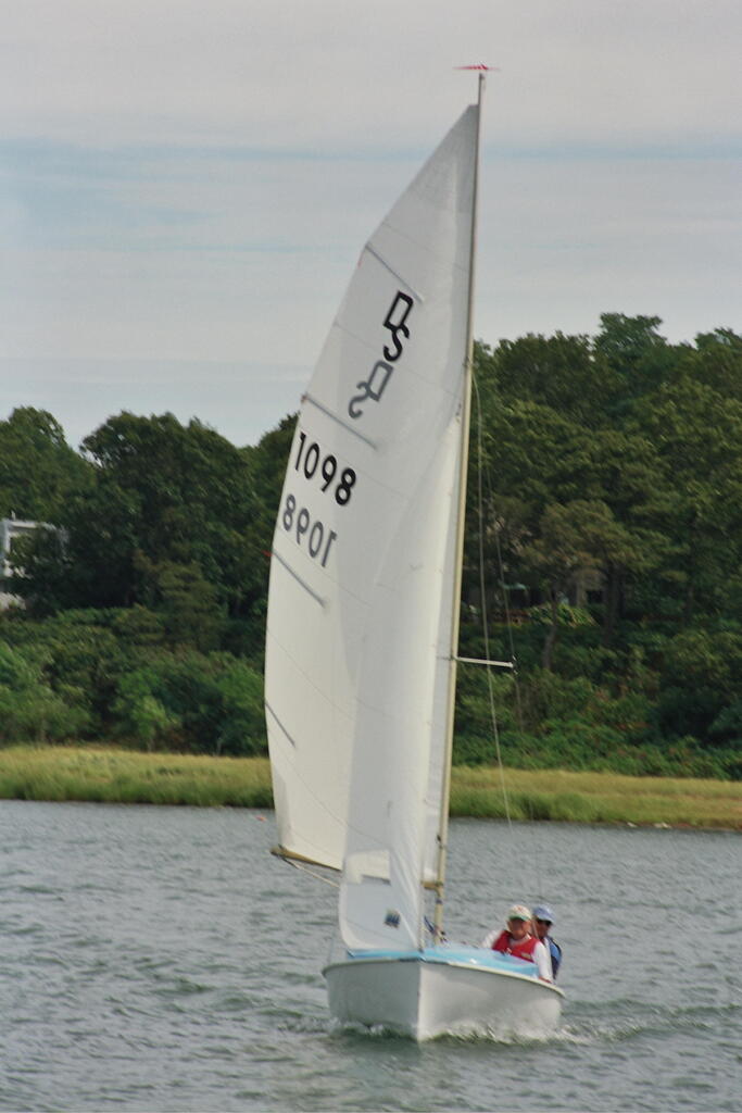 No description provided for: /2006/07-09/0819-02-pre-race-1/photo15.html