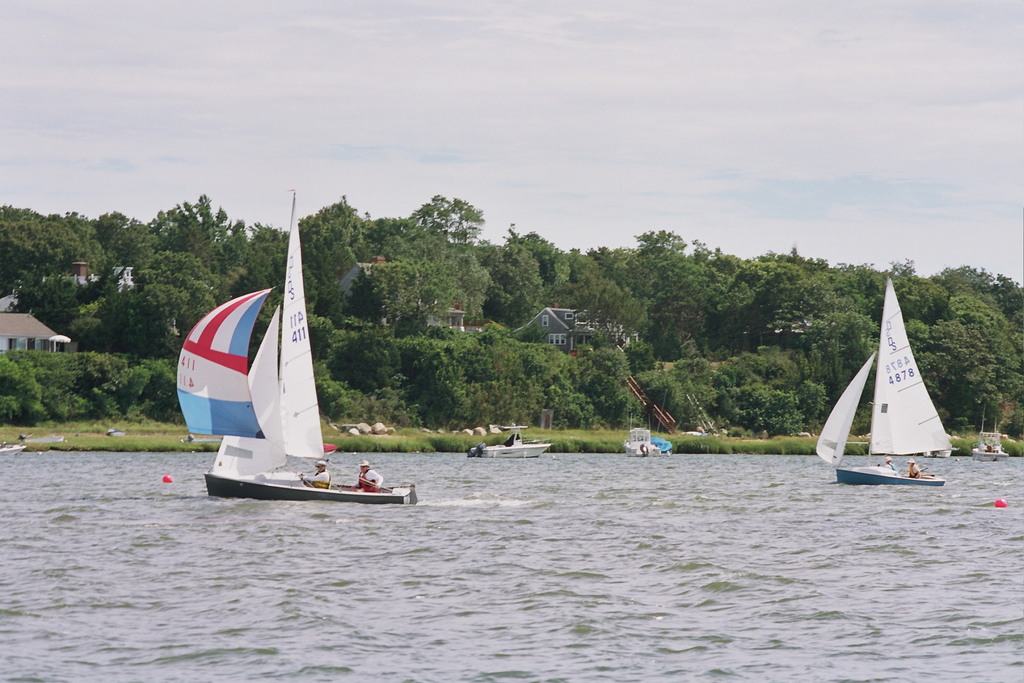 No description provided for: /2006/07-09/0819-05-race-1/photo06.html