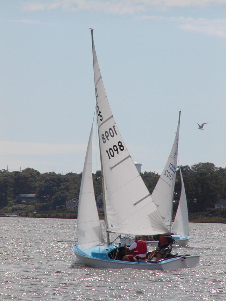 No description provided for: /2006/07-09/0819-09-race-1/_1/photo34.html