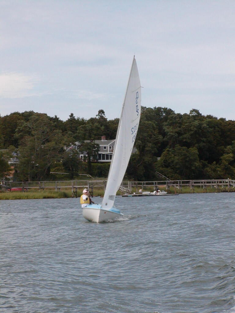 No description provided for: /2006/07-09/0819-09-race-1/_1/photo42.html