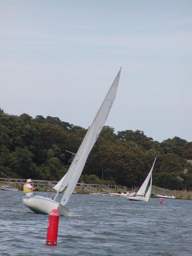 No description provided for: /2006/07-09/0819-09-race-1/_2/photo55.html