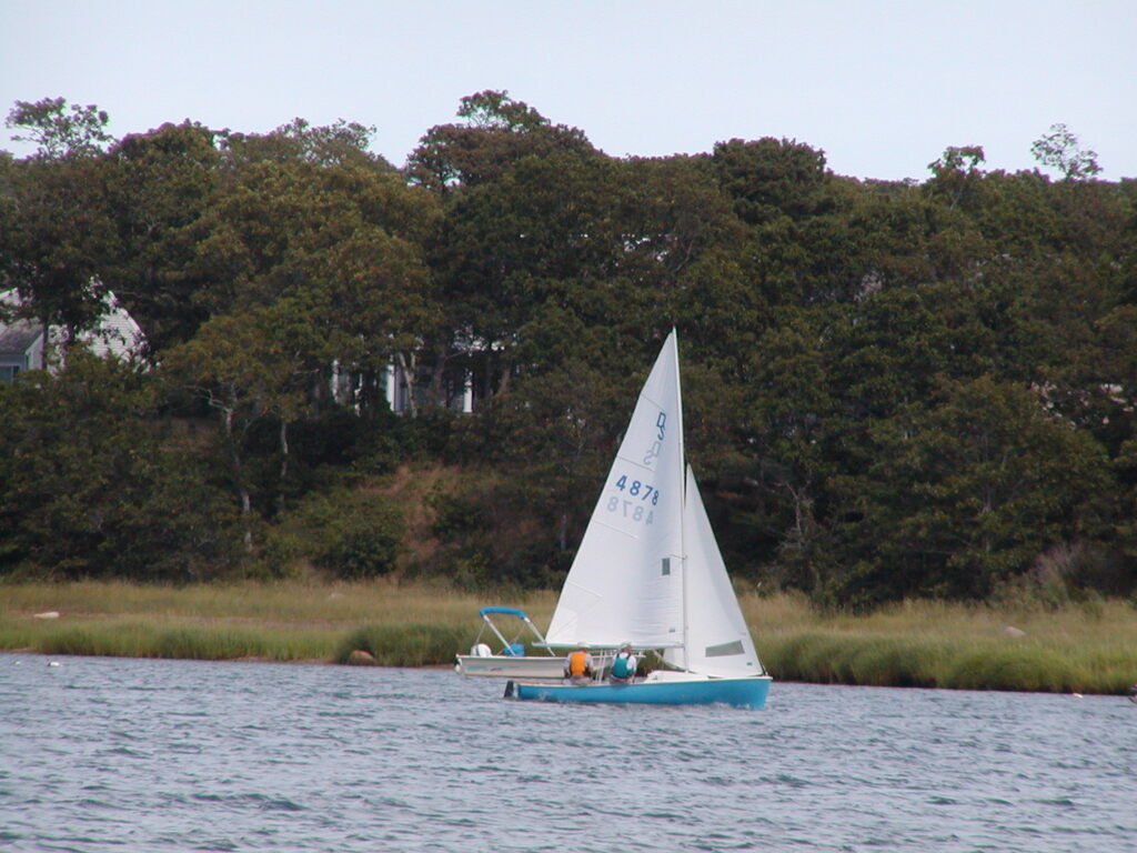 No description provided for: /2006/07-09/0819-13-race-1-finish/photo05.html