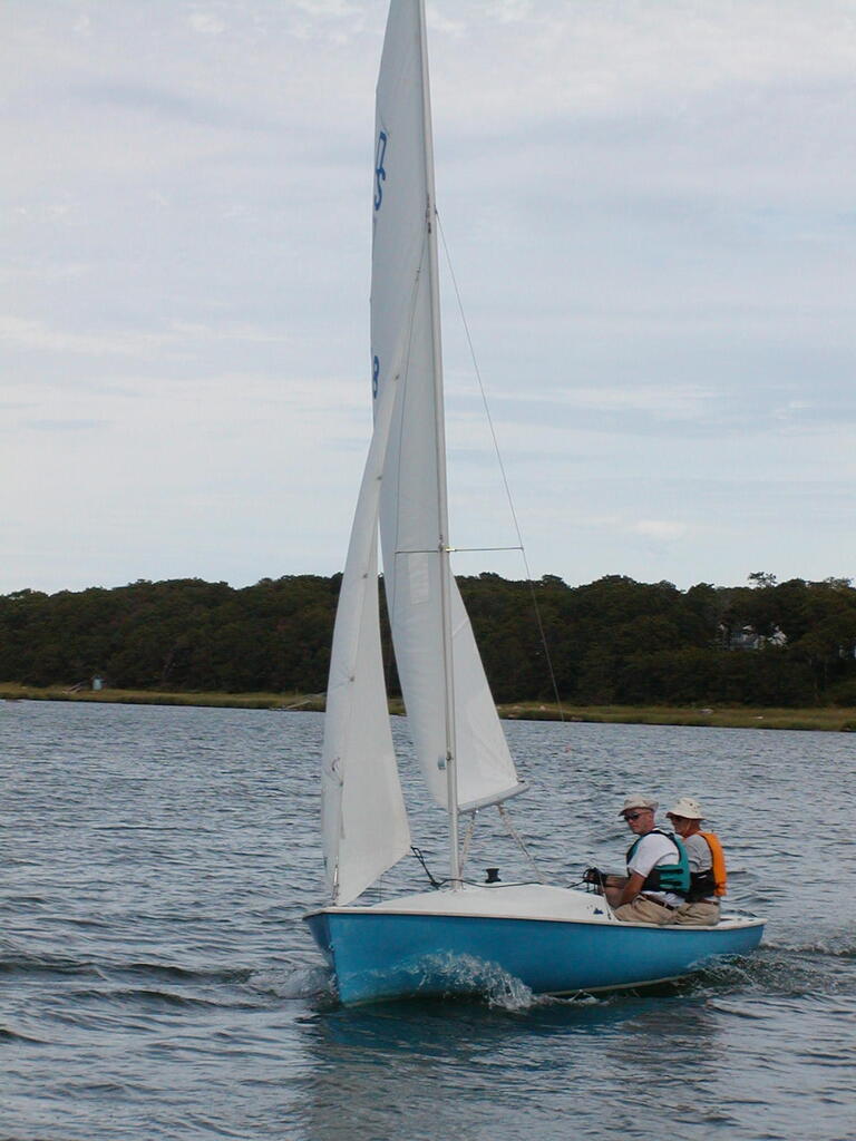 No description provided for: /2006/07-09/0819-13-race-1-finish/photo08.html