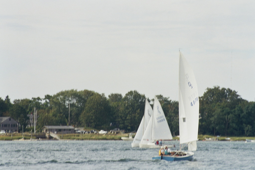 No description provided for: /2006/07-09/0819-19-race-2/photo37.html