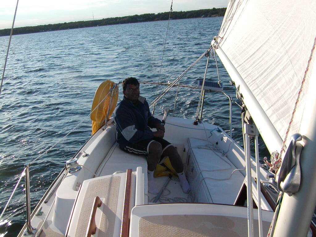 No description provided for: /2006/07-09/0930-jay-sailing/photo01.html