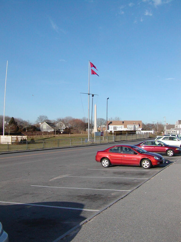 No description provided for: /2006/10-12/1210-monomoy/photo02.html