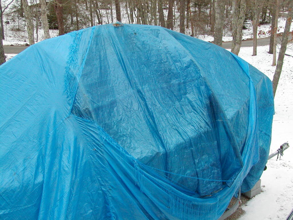 No description provided for: /2007/01-03/0127-boat-cover-rip/photo01.html