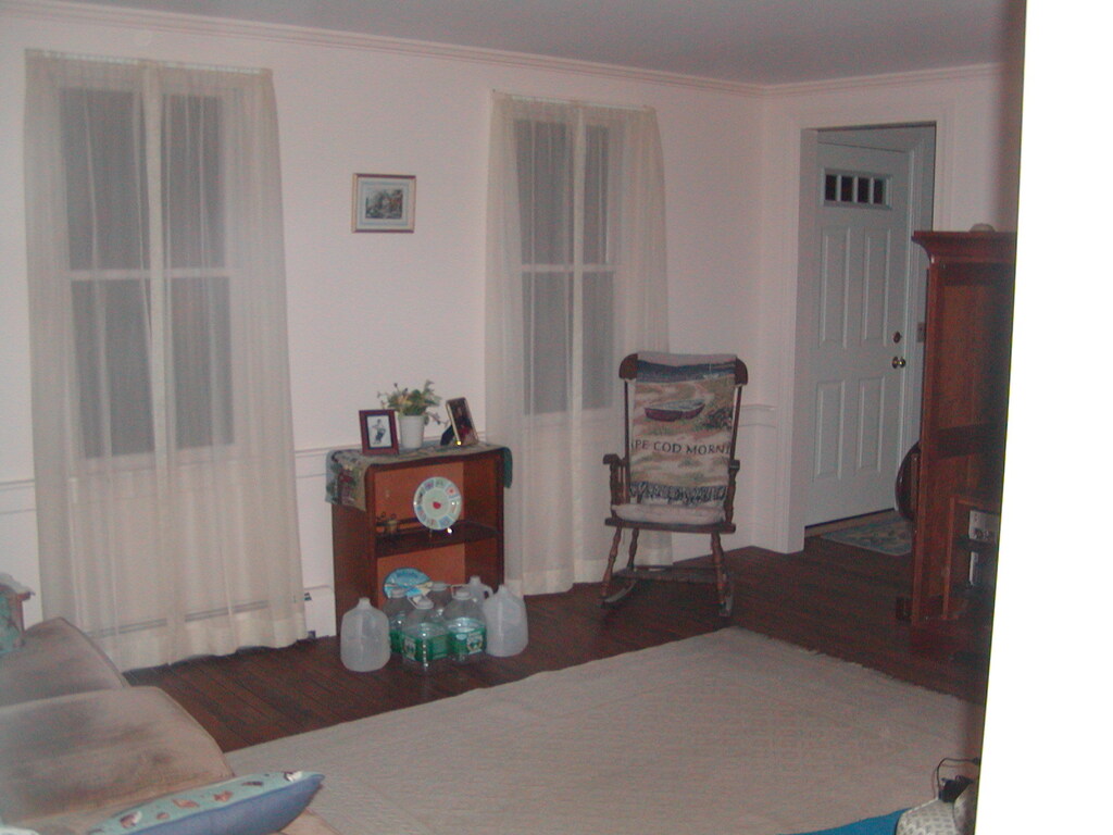 No description provided for: /2007/01-03/0303-house-progress/photo03.html