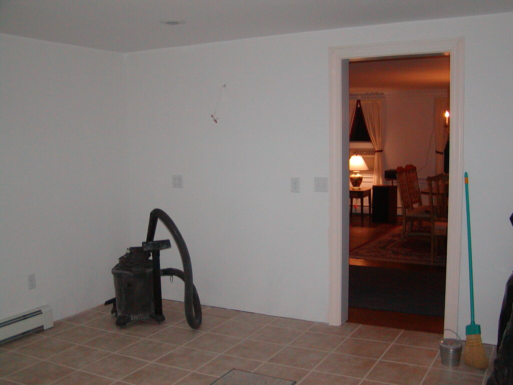 No description provided for: /2007/01-03/0303-house-progress/photo09.html