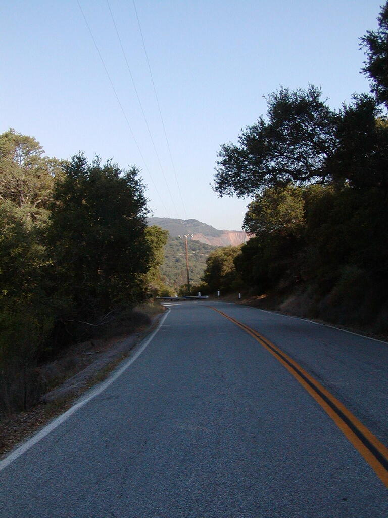 No description provided for: /2007/04-06/0513-cycling-hills/photo02.html