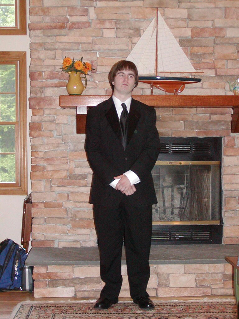 No description provided for: /2007/04-06/0525-prom/_1/photo03.html