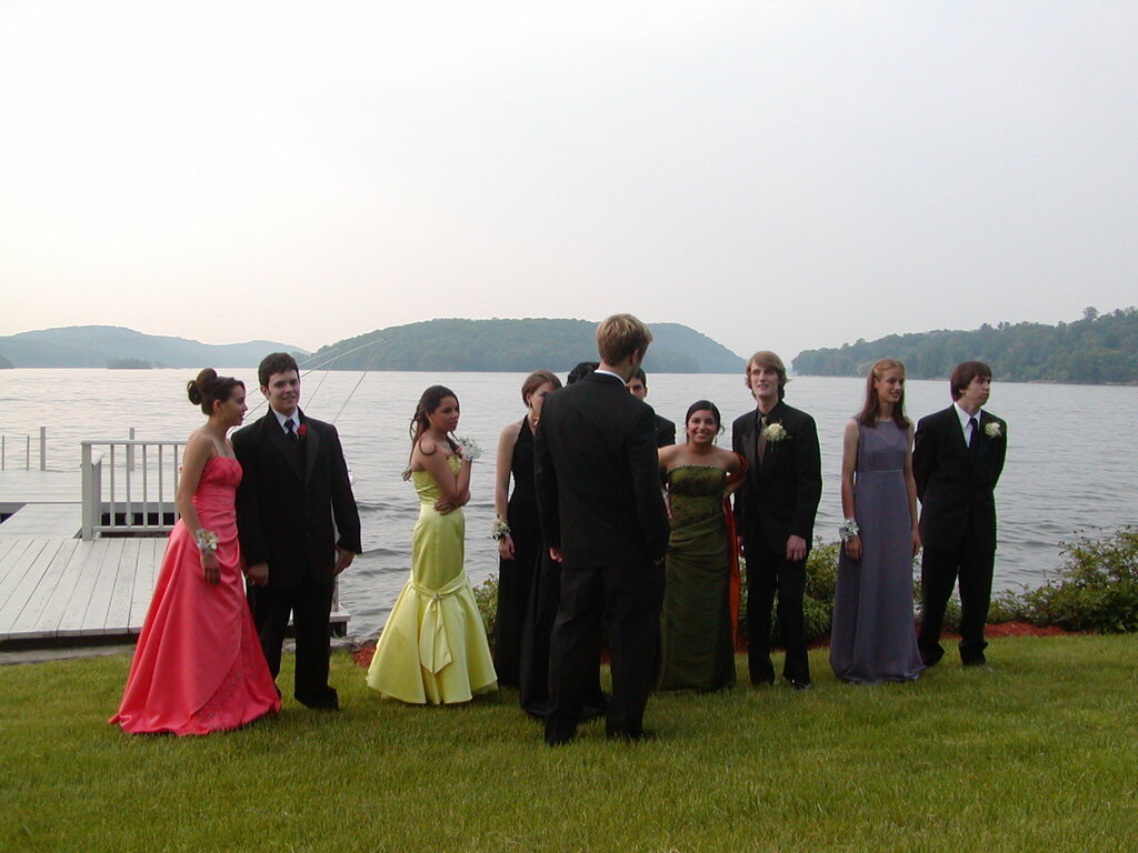 No description provided for: /2007/04-06/0525-prom/_1/photo12.html