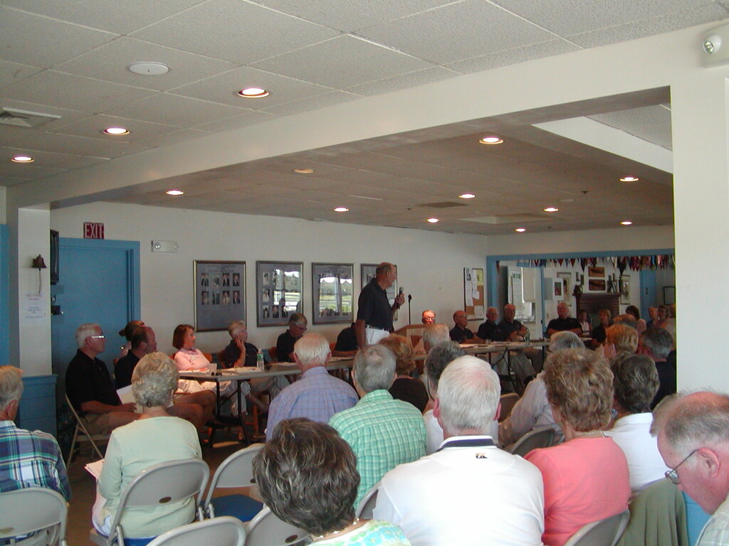 No description provided for: /2007/07-09/0819-annual-meeting/photo02.html