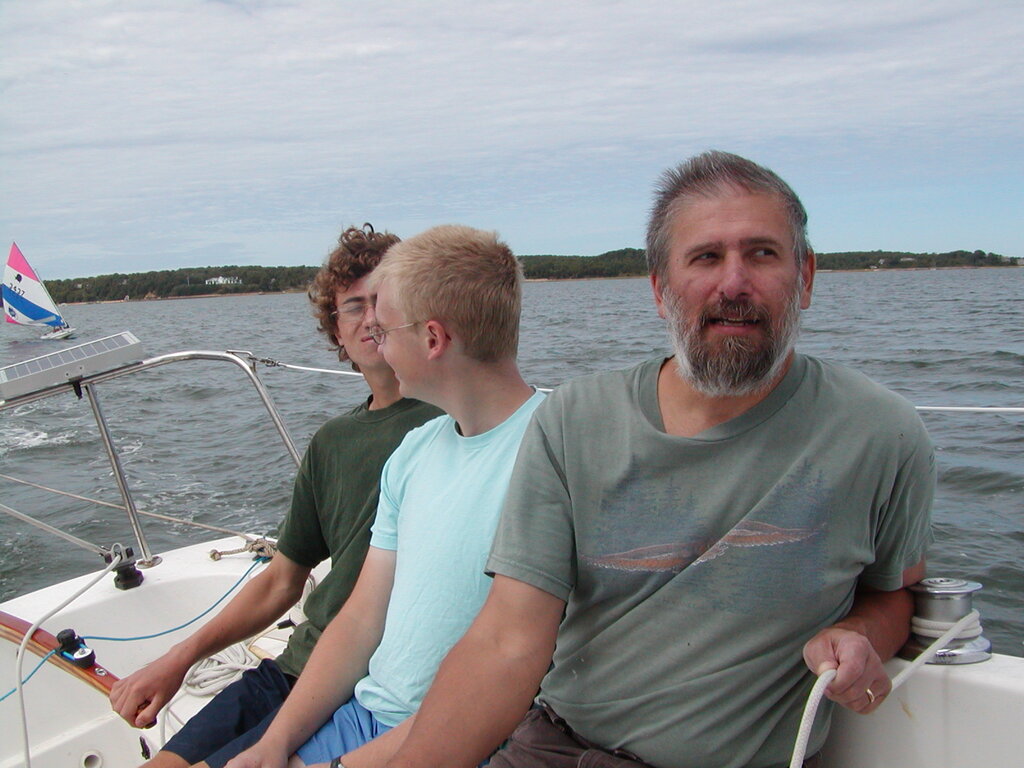 No description provided for: /2007/07-09/0822-sunfish-sailing/_1/photo21.html