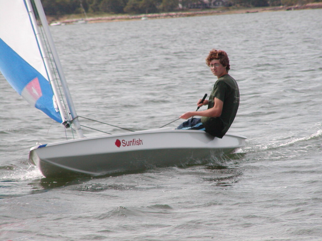 No description provided for: /2007/07-09/0822-sunfish-sailing/_2/photo43.html