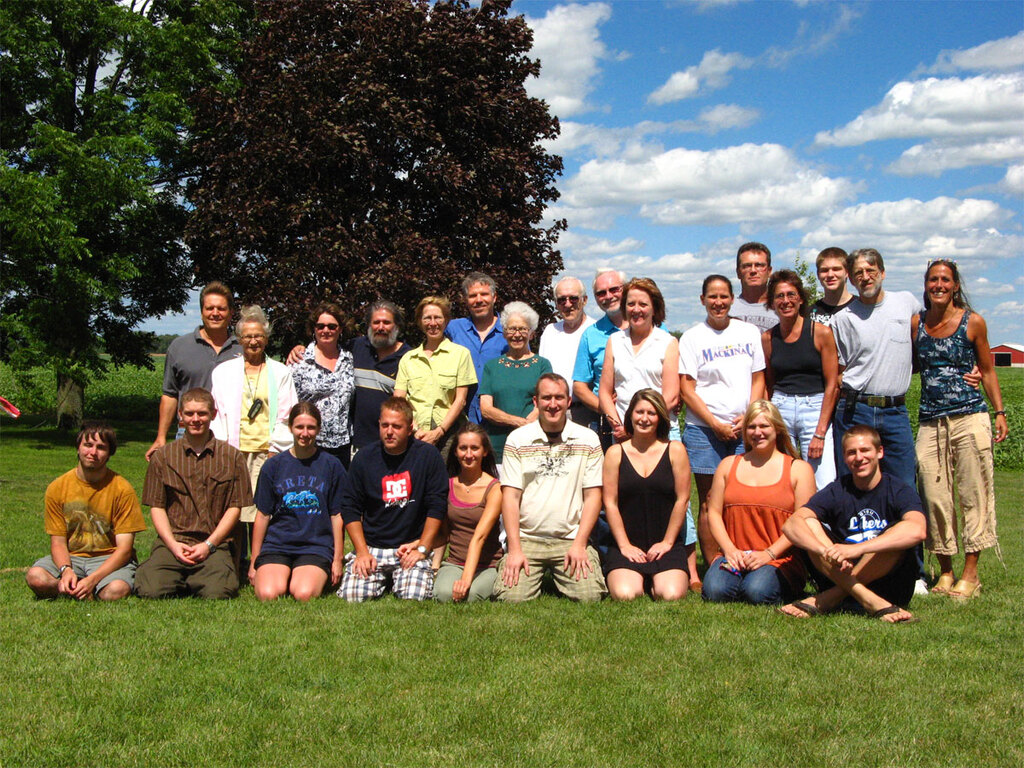 No description provided for: /2008/07-09/0807-mikan-reunion/photo01.html