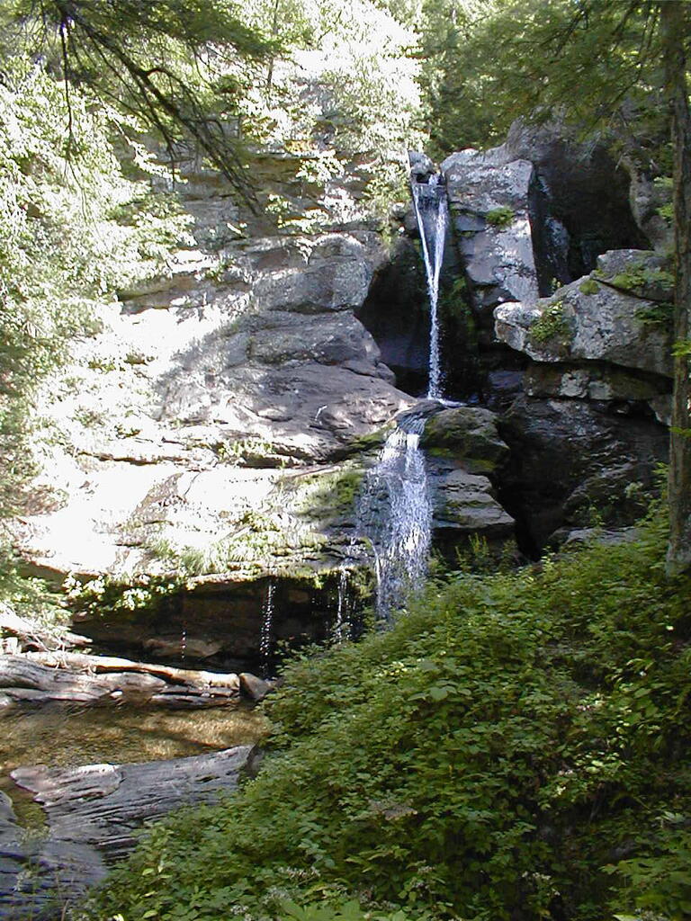 No description provided for: /2008/07-09/0826-erin-hiking/_2/photo25.html