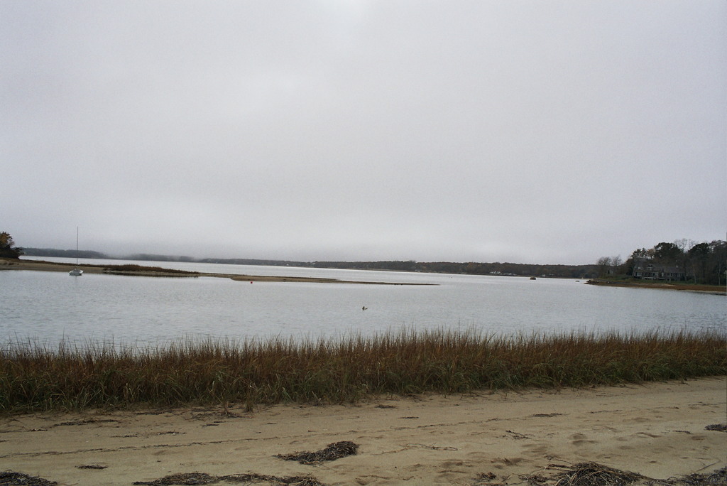 No description provided for: /2008/10-12/1108-quanset-pond/photo14.html