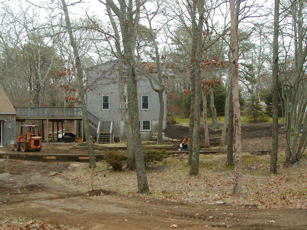 No description provided for: /2008/10-12/1210-driveway/photo06.html