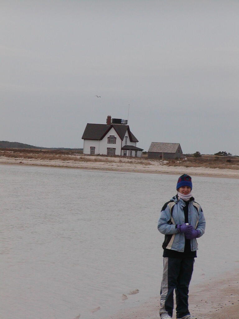 No description provided for: /2008/10-12/1226-morris-island/photo01.html