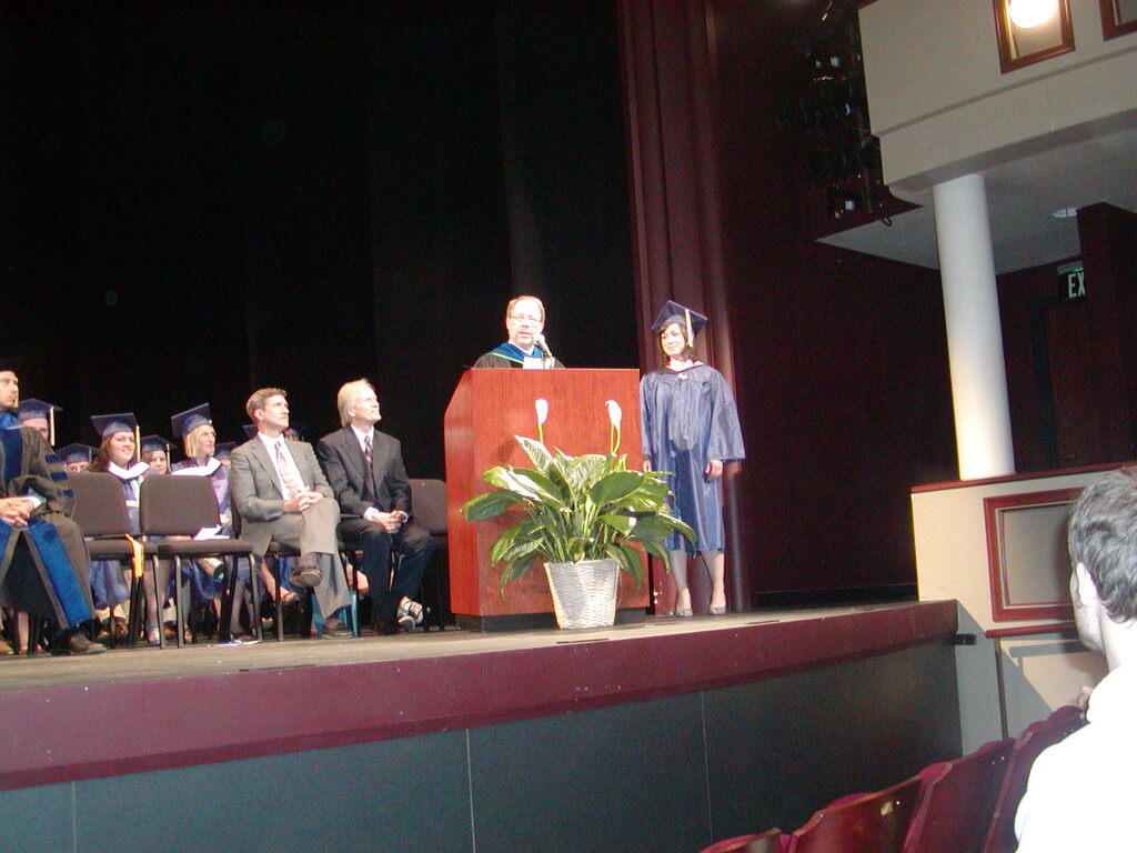 No description provided for: /2009/0530-udel-grad/photo10.html