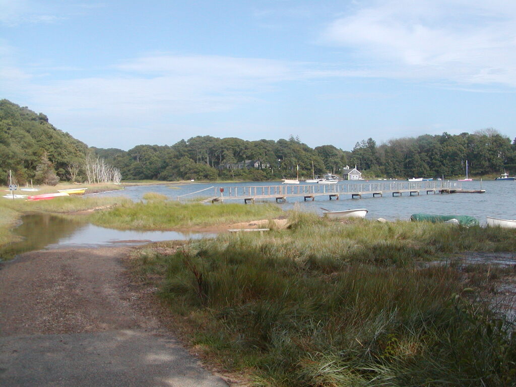 No description provided for: /2009/0823-stormtide/photo06.html